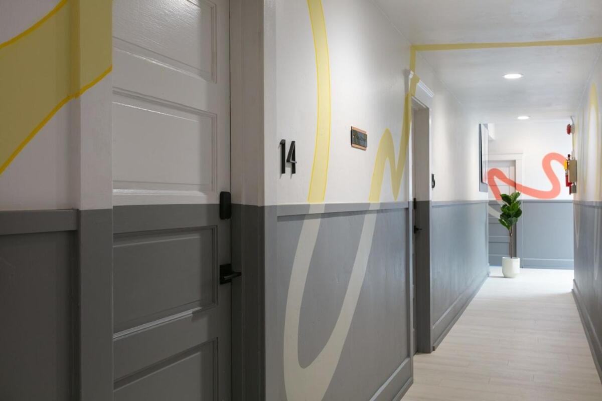 La Ventana Studios Сан Диего Екстериор снимка