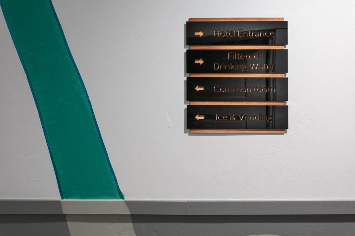 La Ventana Studios Сан Диего Екстериор снимка